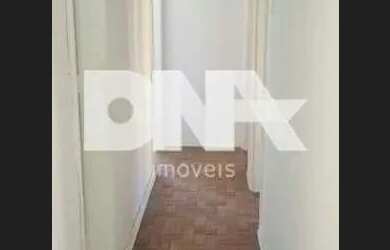 Imagem: O apartamento possui 3 Dormitórios, 1 Banheiro, 74m² de Área