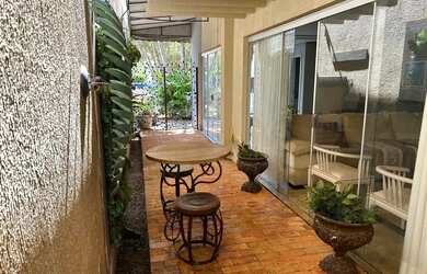 Imagem 6: Vendo excelente sobrado de 3 suítes com 260 m² de área construída