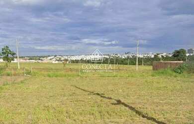 Imagem: O terreno possui 500m² de Área e Imóvel novo e está localizado