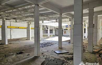 Imagem 2: Lojão na Avenida Centenário, com 943m², para venda ou locação