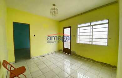 Imagem: A casa possui 2 Dormitórios, 2 Banheiros, 87m² de Área, Imóvel