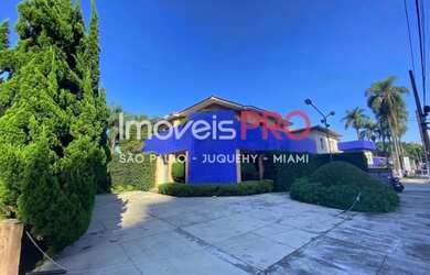 Imagem: O depósito possui 5 Vagas na garagem, 738m² de Área e está