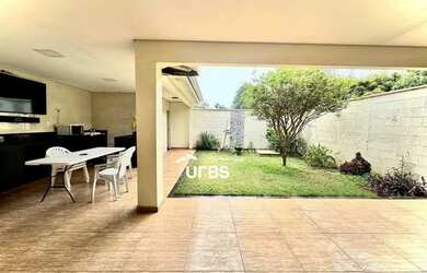 Imagem: A casa em condomínio possui 3 Dormitórios, 3 Banheiros, 2