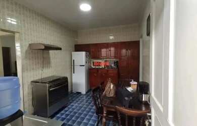 Imagem: A casa possui 2 Dormitórios, 1 Banheiro, 1 Vaga na garagem