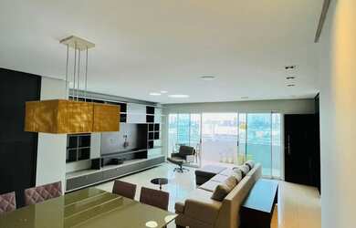 Imagem: O apartamento possui 3 Dormitórios, 5 Banheiros, 3 Vagas na