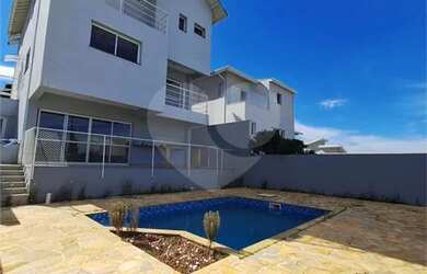 Imagem: Condomínio com 4 quartos à venda ou para locação em Pinheirinho