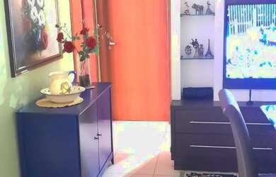 Imagem: O apartamento possui 2 Dormitórios, 1 Banheiro, 1 Vaga na garagem