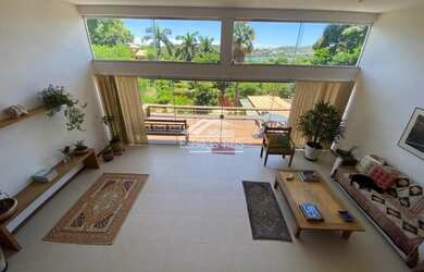 Imagem 4: Maravilhosa casa Na Ferradura com 6 suítes ao Lado da Praia da Ferradura-...