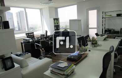 Imagem: O depósito possui 2 Vagas na garagem, 46m² de Área, Imóvel