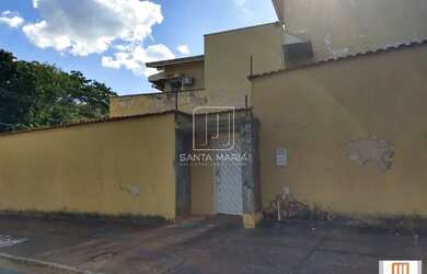 Imagem: A casa possui 4 Dormitórios, 5 Banheiros, 4 Vagas na garagem