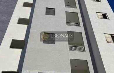 Imagem: O apartamento possui 2 Dormitórios, 1 Banheiro, 2 Vagas na