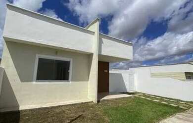 Imagem: A casa em condomínio possui 3 Dormitórios, 2 Banheiros, 2