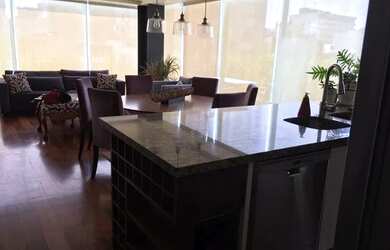 Imagem: O apartamento possui 4 Dormitórios, 4 Banheiros, 3 Vagas na