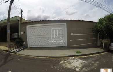 Imagem: A casa possui 3 Dormitórios, 3 Banheiros, 3 Vagas na garagem