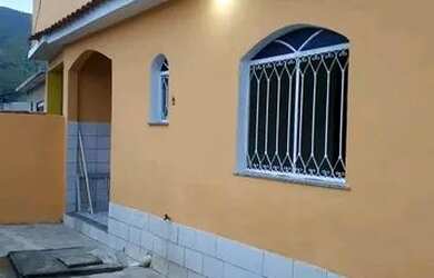 Imagem: A casa possui 1 Dormitório, 1 Banheiro e está localizado