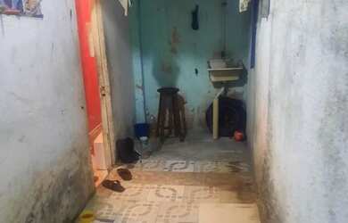 Imagem: A casa possui 1 Dormitório e 1 Banheiro e está localizado