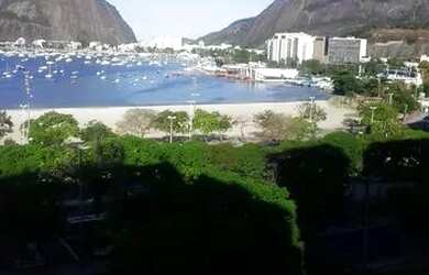 Imagem: O apartamento possui 1 Dormitório, 1 Banheiro, 35m² de Área