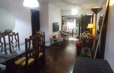 Imagem: O apartamento possui 4 Dormitórios, 3 Banheiros, 2 Vagas na