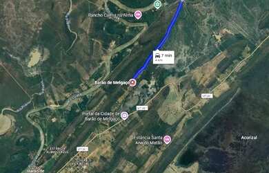 Imagem: O terreno possui 8000-0m² de Área e está localizado em Dom