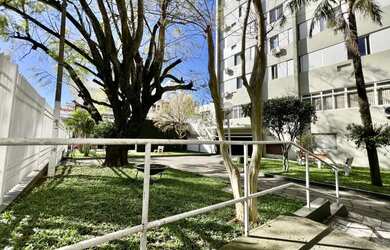 Imagem: O apartamento possui 3 Dormitórios, 2 Banheiros e 90m² de