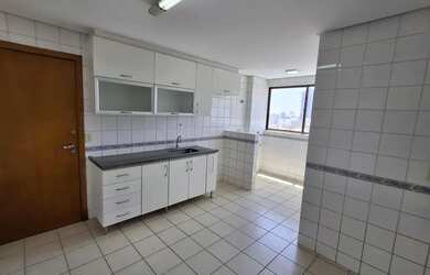 Imagem 7: Cobertura Duplex, 3 suítes com Piscina, 244 metros, e Lazer Completo...