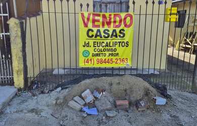 Imagem: A casa possui 4 Dormitórios, 3 Banheiros, 3 Vagas na garagem