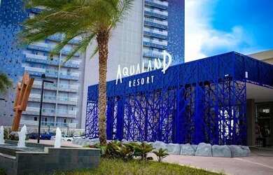 Imagem: O apartamento possui 1 Dormitório, 1 Banheiro, 1 Vaga na garagem