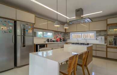 Imagem 16: Mansão dupla de frente para o mar em Guarajuba com 8 quartos