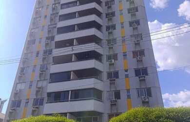 Imagem: O apartamento possui 3 Dormitórios, 4 Banheiros, 2 Vagas na