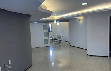 Imagem: O apartamento possui 3 Dormitórios, 5 Banheiros, 2 Vagas na