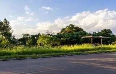 Imagem: O terreno possui 17.581m² de Área, Imóvel novo e está localizado