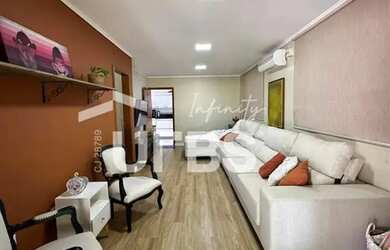 Imagem: A casa possui 3 Dormitórios, 5 Banheiros, 3 Vagas na garagem