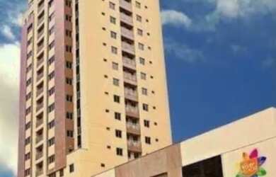 Imagem: O apartamento possui 1 Dormitório, 1 Banheiro, 1 Vaga na garagem