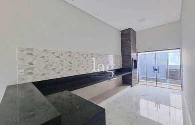 Imagem: A casa em condomínio à venda possui 3 Dormitórios, 2 Banheiros