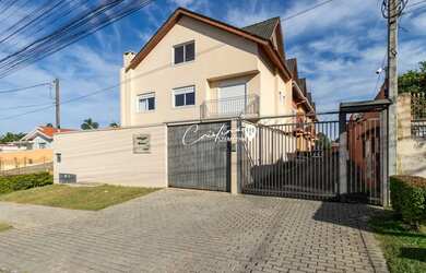 Imagem: A casa em condomínio possui 3 Dormitórios, 3 Banheiros, 2