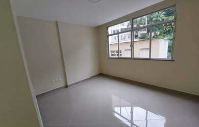 Imagem: O apartamento possui 1 Dormitório, 1 Banheiro, 30m² de Área