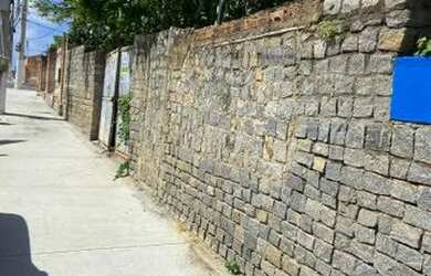 Imagem: O terreno possui 432m² de Área e está localizado em Atalaia