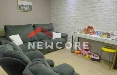 Imagem: A casa possui 4 Dormitórios, 3 Banheiros, 1 Vaga na garagem