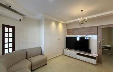 Imagem: A casa em condomínio à venda possui 4 Dormitórios, 5 Banheiros