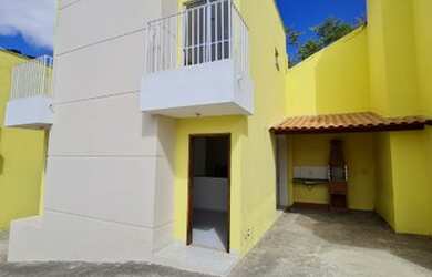 Imagem: A casa possui 2 Dormitórios, 2 Banheiros e 1 Vaga na garagem