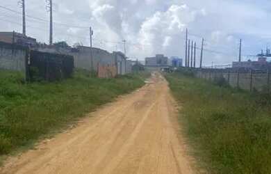 Imagem: O terreno possui 200m² de Área e está localizado em Arembepe