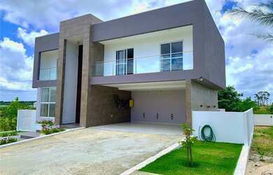 Imagem: A casa em condomínio possui 4 Dormitórios, 5 Banheiros, 4