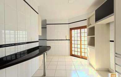 Imagem 8: Casa térrea na rua 3 dormitórios/suite, cozinha planejada