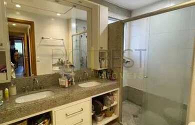 Imagem 14: Barra Peninsula Aquarela vista livre Pedra da Gavea e lagoa sol da manha andar alto 4 quar