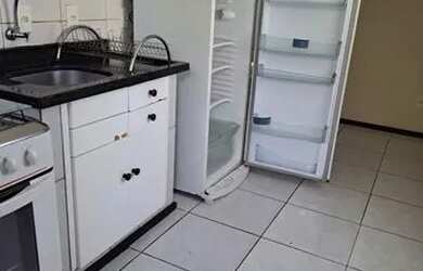 Imagem: A kitnet possui 1 Dormitório, 1 Banheiro e está localizado