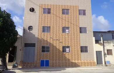 Imagem: O apartamento possui 2 Dormitórios, 2 Banheiros, 30m² de Área