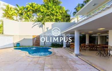 Imagem 5: Belíssima casa de esquina em Condomínio Fechado localizado na Zona Sul