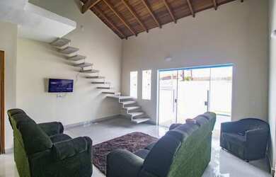 Imagem 4: Casa em peruibe com 3 dormitórios a 200 metros da praia