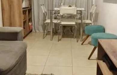 Imagem: A casa possui 2 Dormitórios, 1 Banheiro, 1 Vaga na garagem