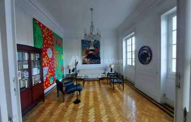 Imagem: O apartamento possui 3 Dormitórios, 5 Banheiros, 204m² de